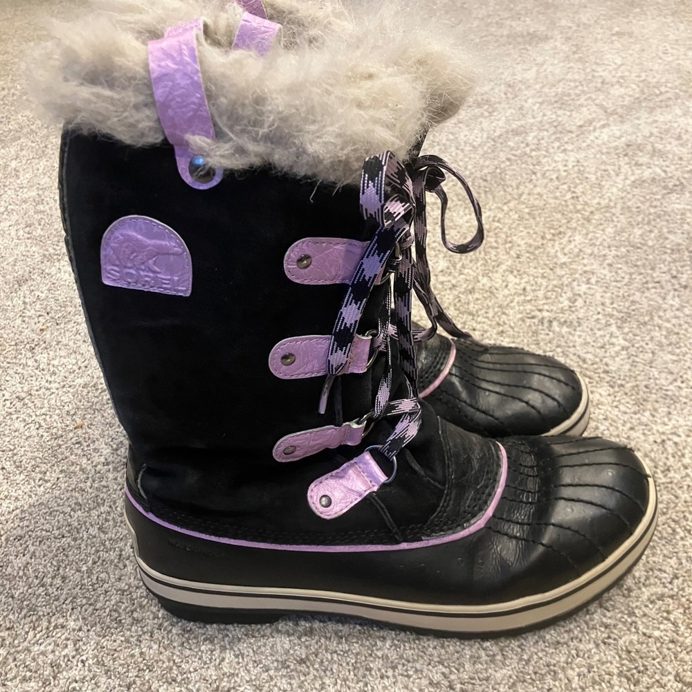Sorel Joan of Arctic Black Lavender Waterproof Faux Fur Winter Snow Boots Size 7